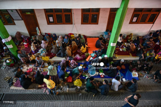 Rescuers say no more signs of life in rubble of collapsed Indonesian school